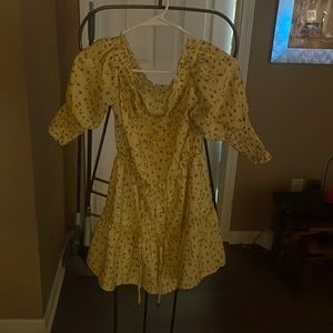 SIZE:small COLOR:yellow